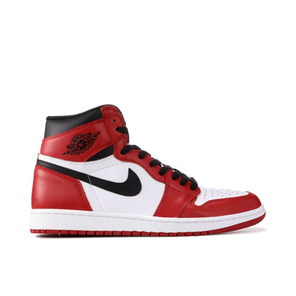 AIR JORDAN 1 HIGH CHICAGO 2015 UK9 (USED)