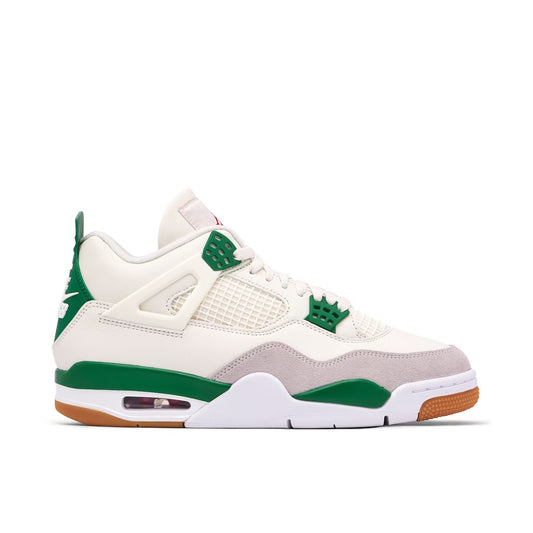 AIR JORDAN 4 SB PINE GREEN UK8 (USED)