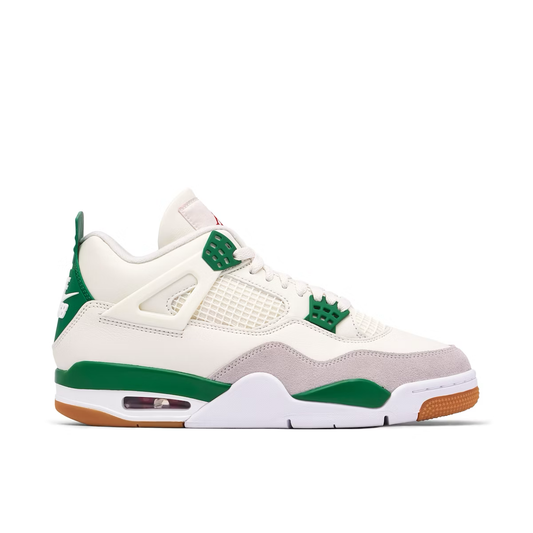 AIR JORDAN 4 SB PINE GREEN UK7.5 (USED)