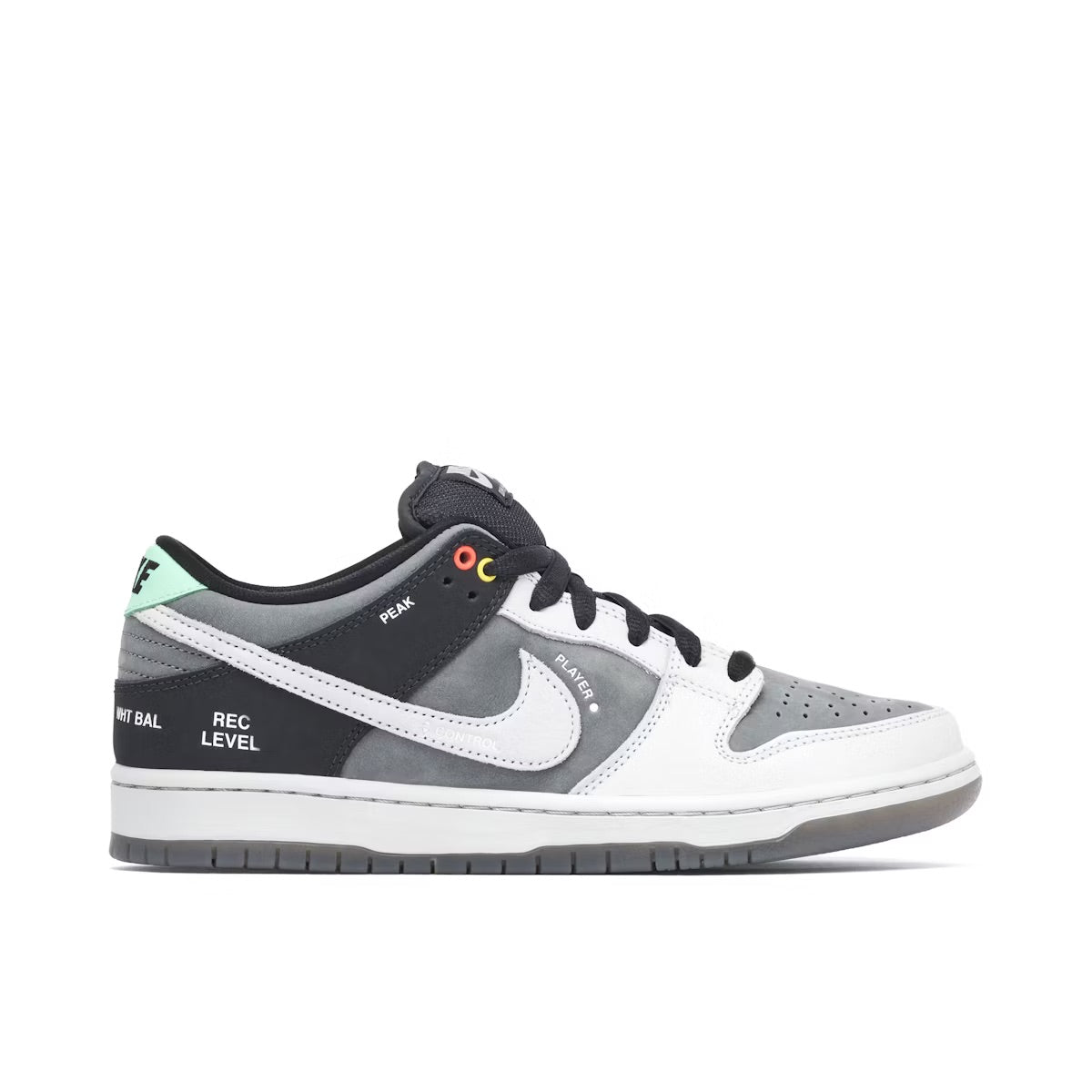 NIKE DUNK LOW SB VX1000 UK9 (USED)