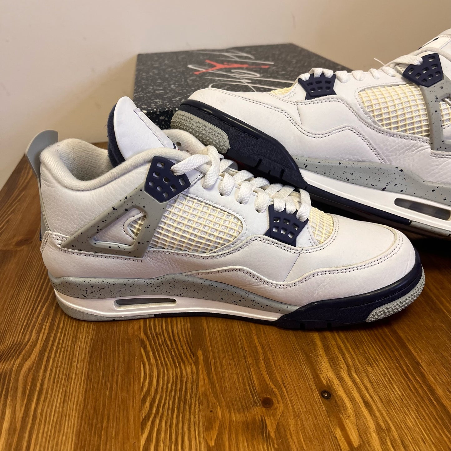 AIR JORDAN 4 MIDNIGHT NAVY UK7.5 (USED)