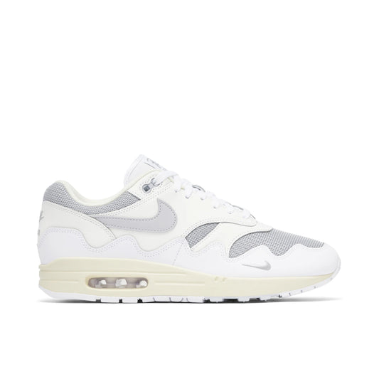 NIKE AIR MAX 1 PATTA WHITE UK9.5 (USED)