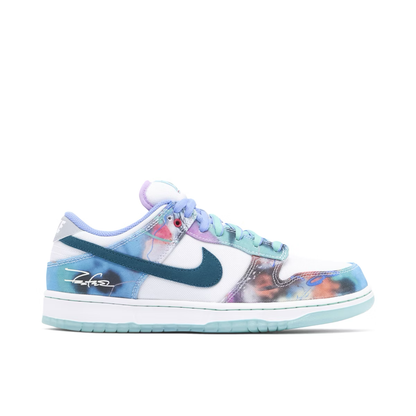 NIKE DUNK LOW SB FUTURA UK7 (NEW)