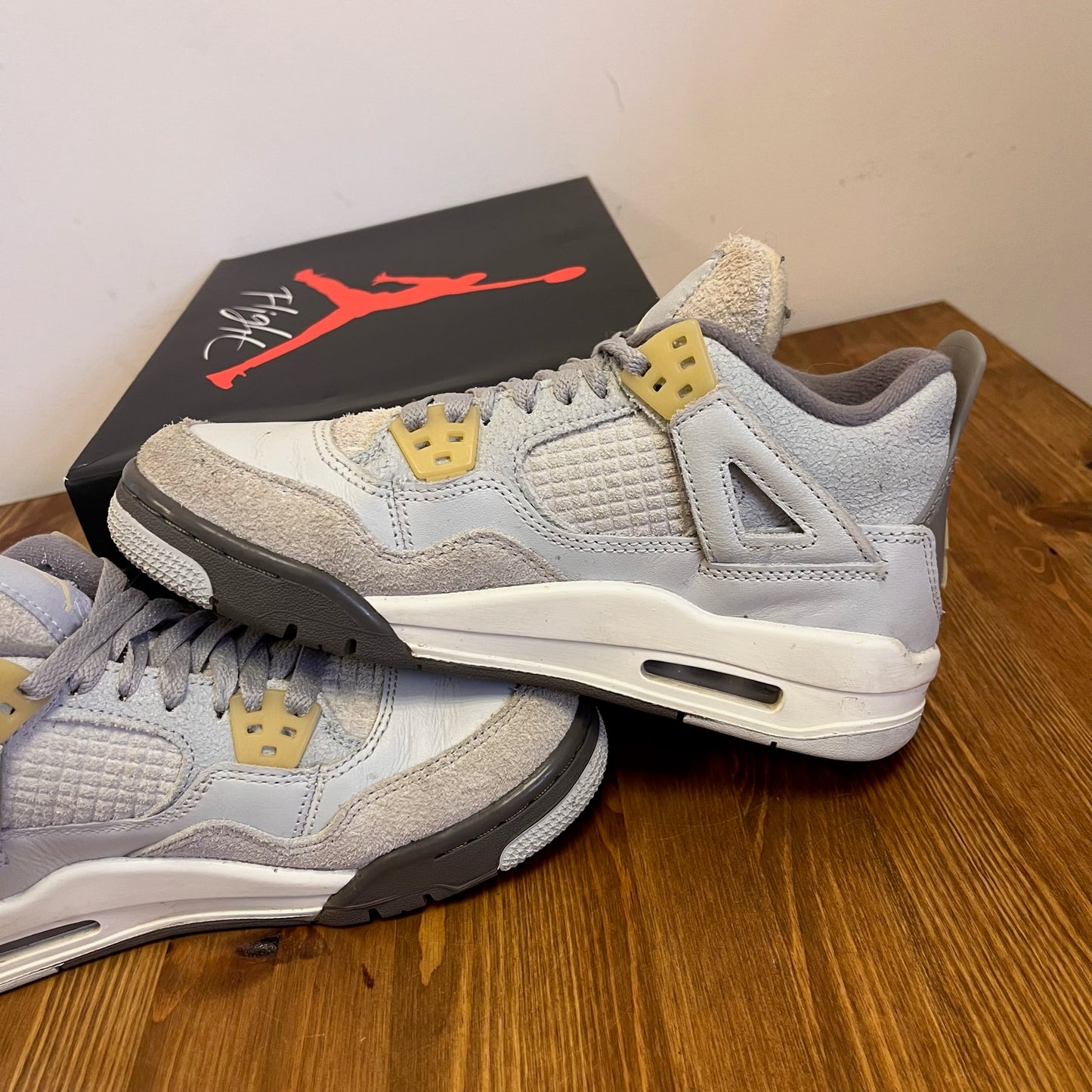 AIR JORDAN 4 CRAFT PHOTON DUST (GS) UK4 (USED)