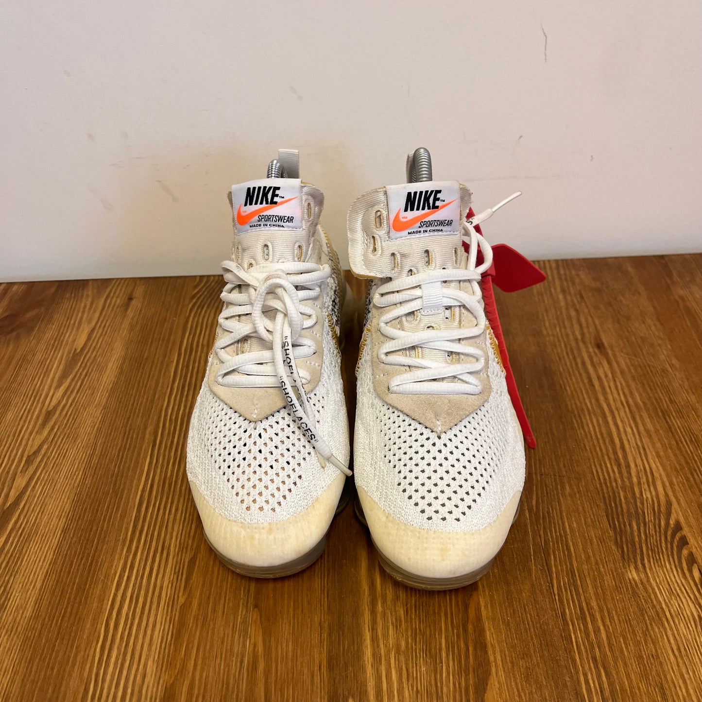 OFF-WHITE X NIKE AIR VAPORMAX WHITE UK4.5 (USED)