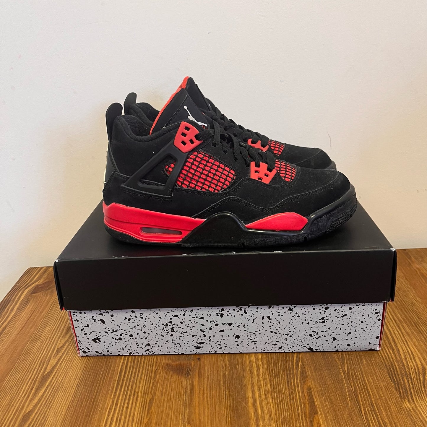 AIR JORDAN 4 RED THUNDER (GS) UK4 (USED)