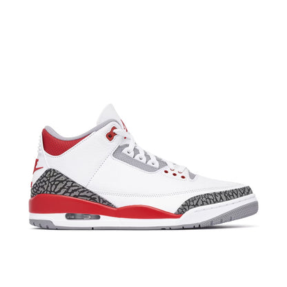 AIR JORDAN 3 FIRE RED 2022 UK7.5 (USED)