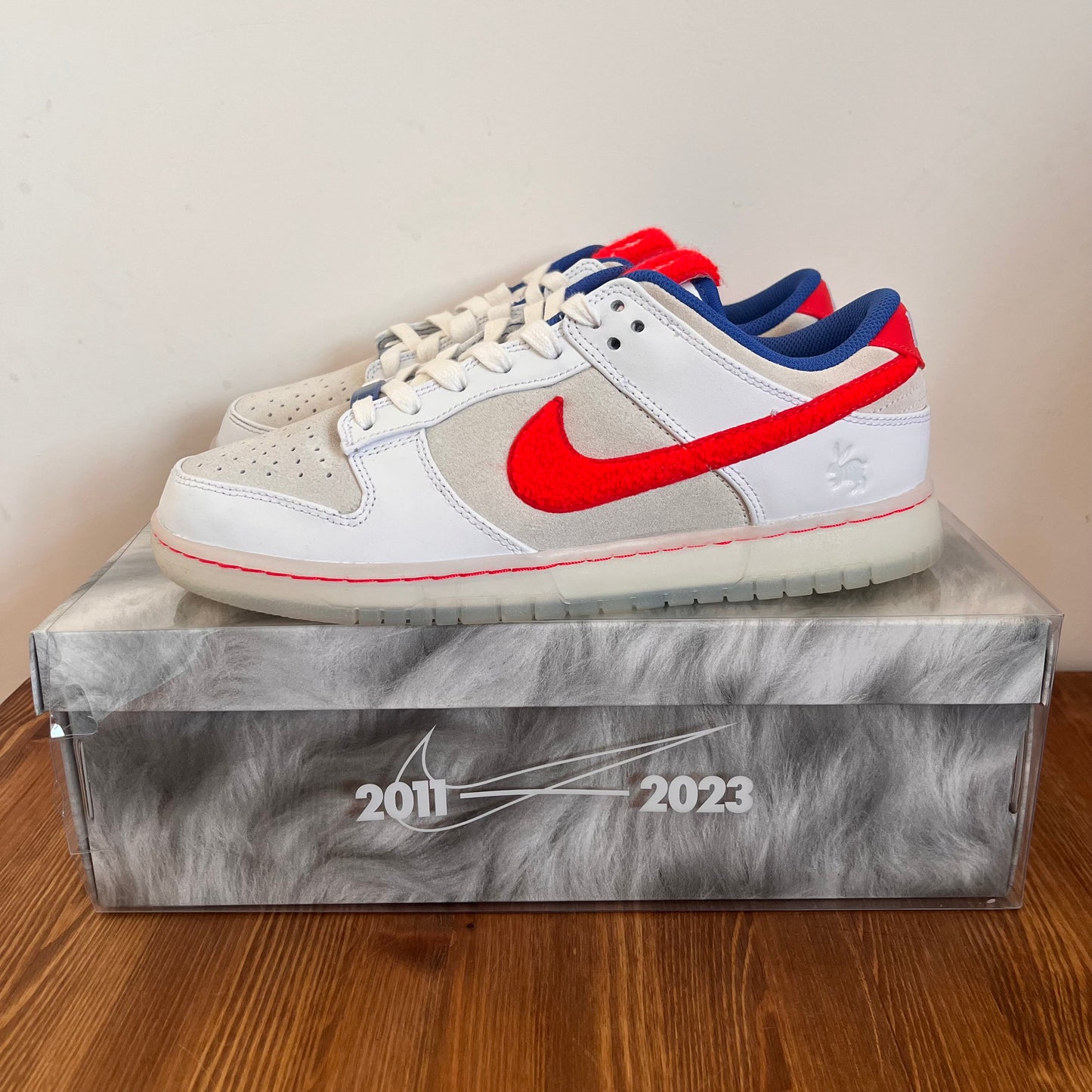 NIKE DUNK LOW YEAR OF THE RABBIT UK7.5 (USED)