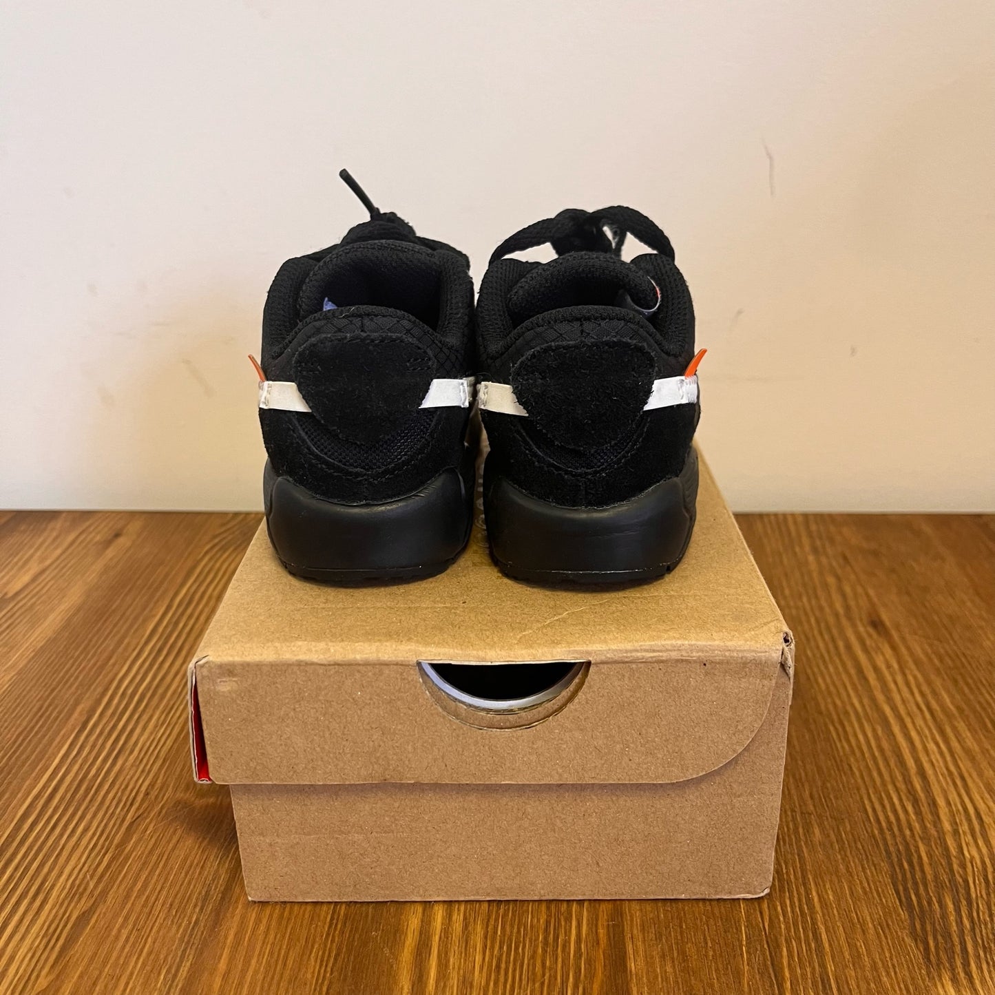 OFF-WHITE X AIR MAX 90 BLACK (TD) UK5.5 (USED)