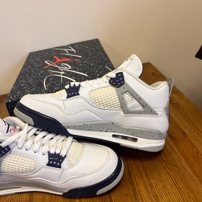 AIR JORDAN 4 MIDNIGHT NAVY UK7.5 (USED)