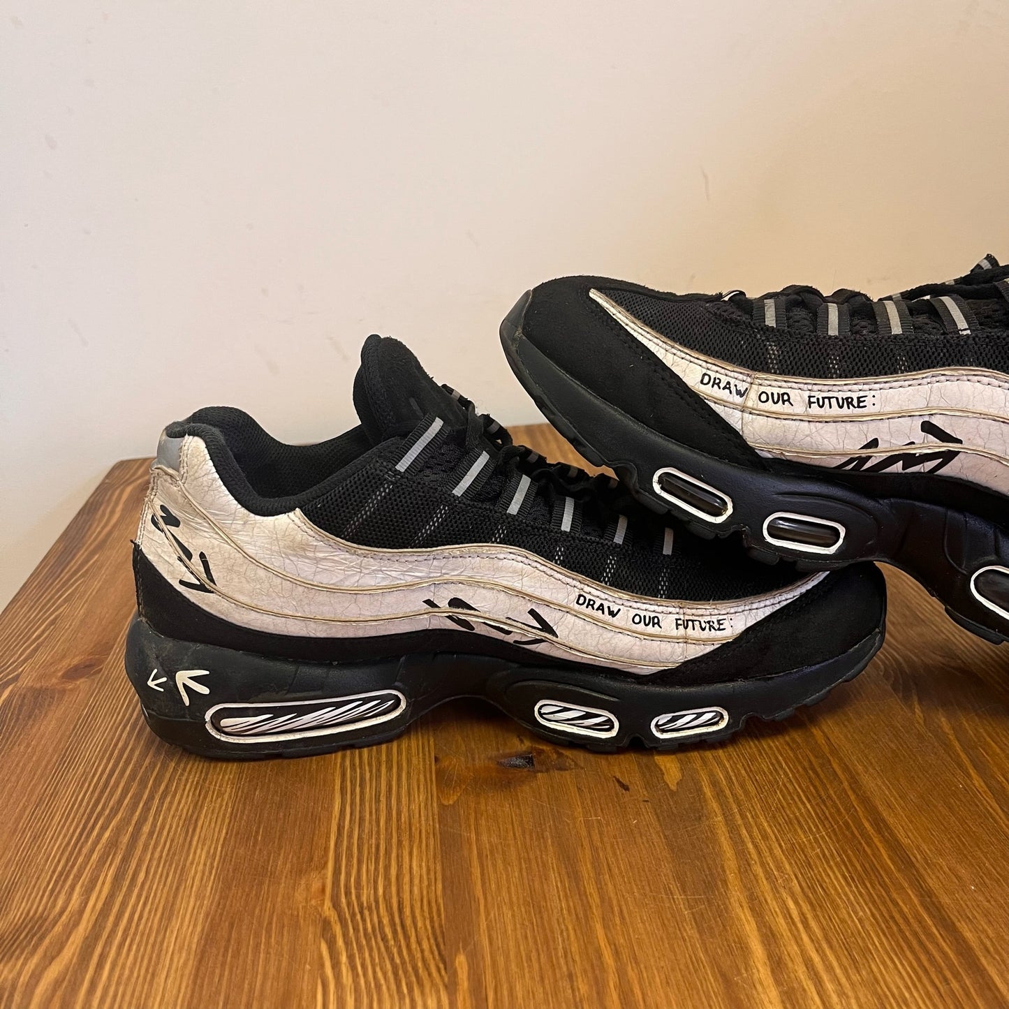 NIKE AIR MAX 95 SKETCH PACK UK7.5 (USED)