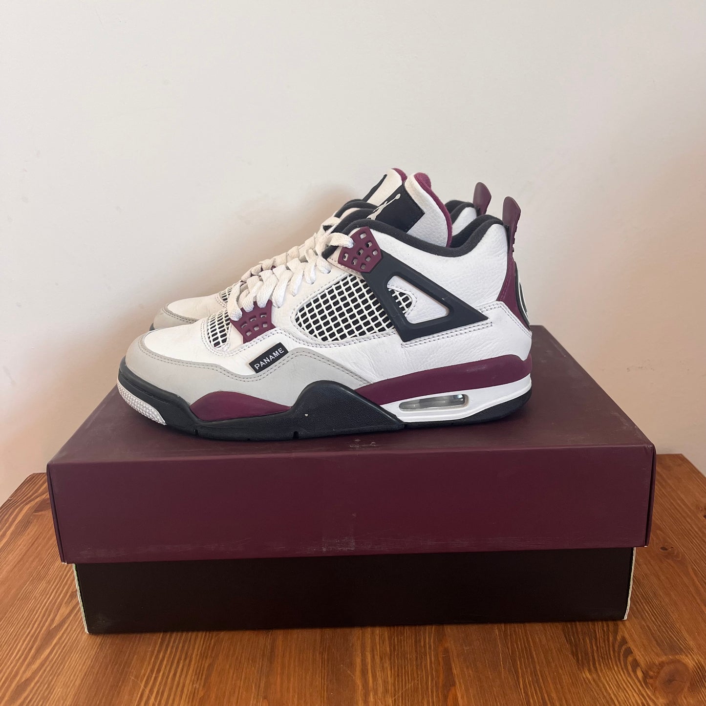 AIR JORDAN 4 PSG UK6 (USED)