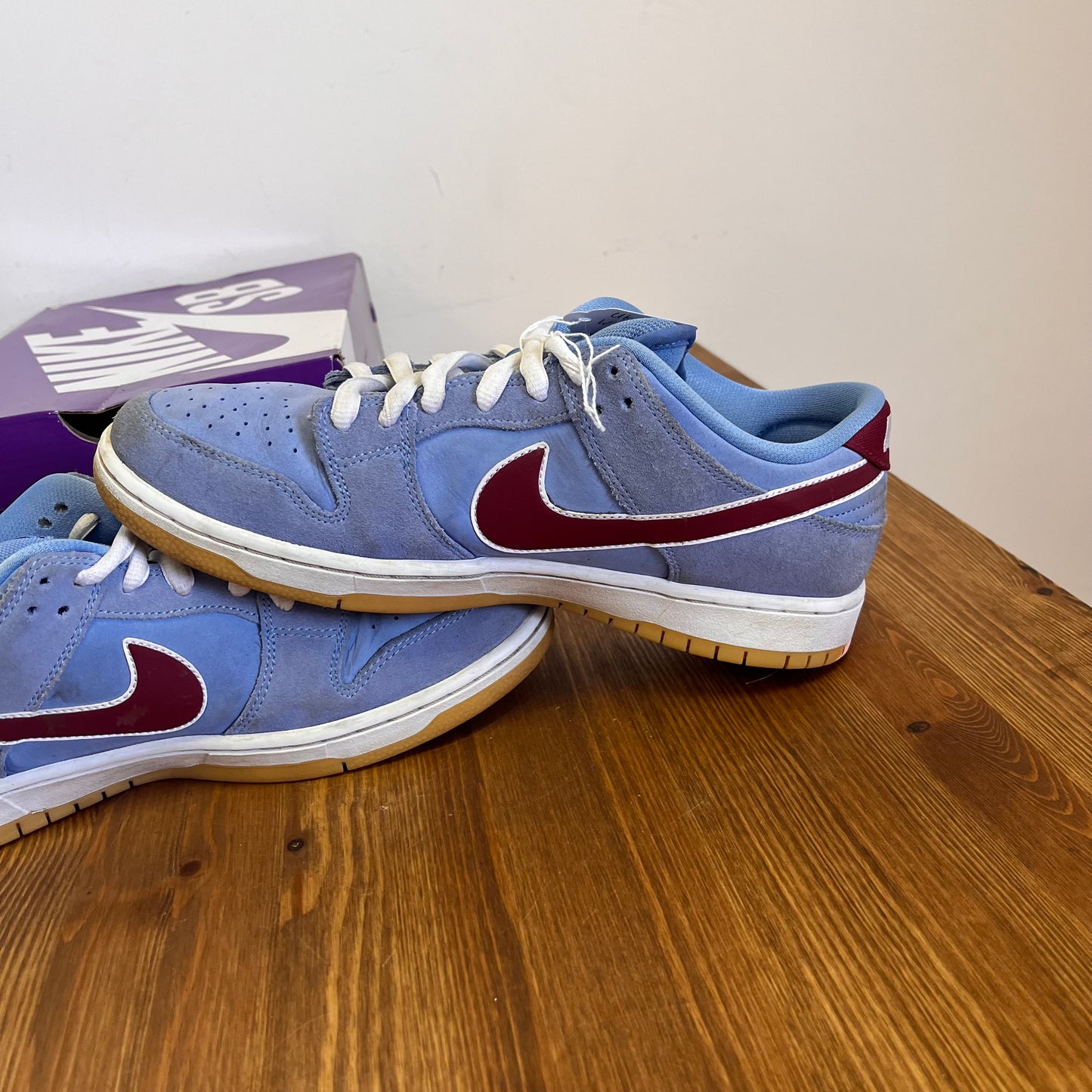 NIKE DUNK LOW SB PHILLIES UK8.5 (USED)