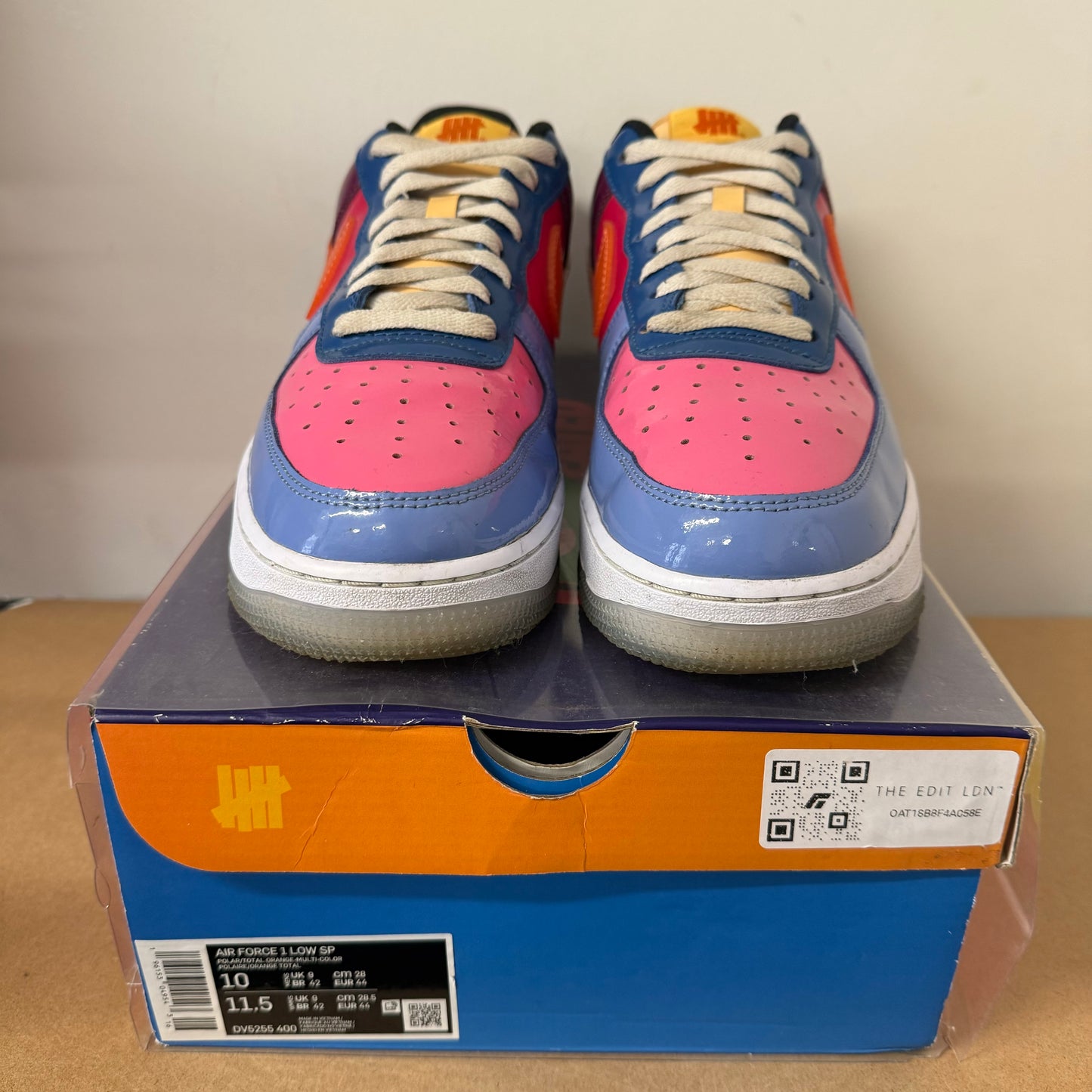 NIKE AIR FORCE 1 LOW UNDEFEATED TOTAL ORANGE UK9 (USED)