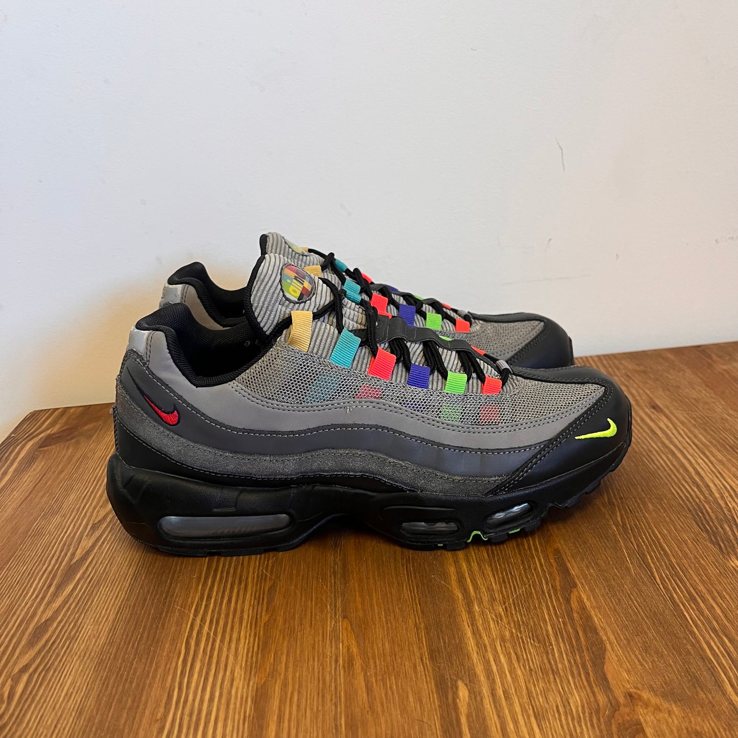 NIKE AIR MAX 95 EVOLUTION OF ICONS UK7.5 (USED)