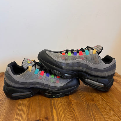 NIKE AIR MAX 95 EVOLUTION OF ICONS UK7.5 (USED)