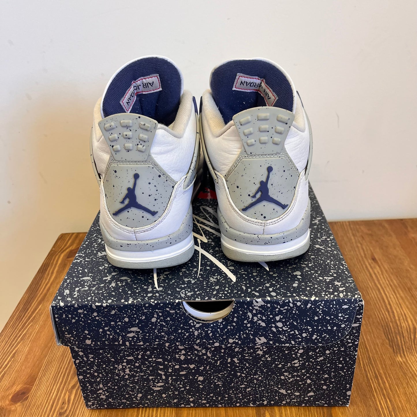 AIR JORDAN 4 MIDNIGHT NAVY UK6 (USED)