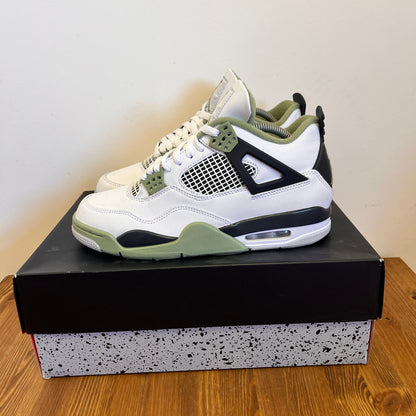 AIR JORDAN 4 SEAFOAM (W) UK7 (USED)