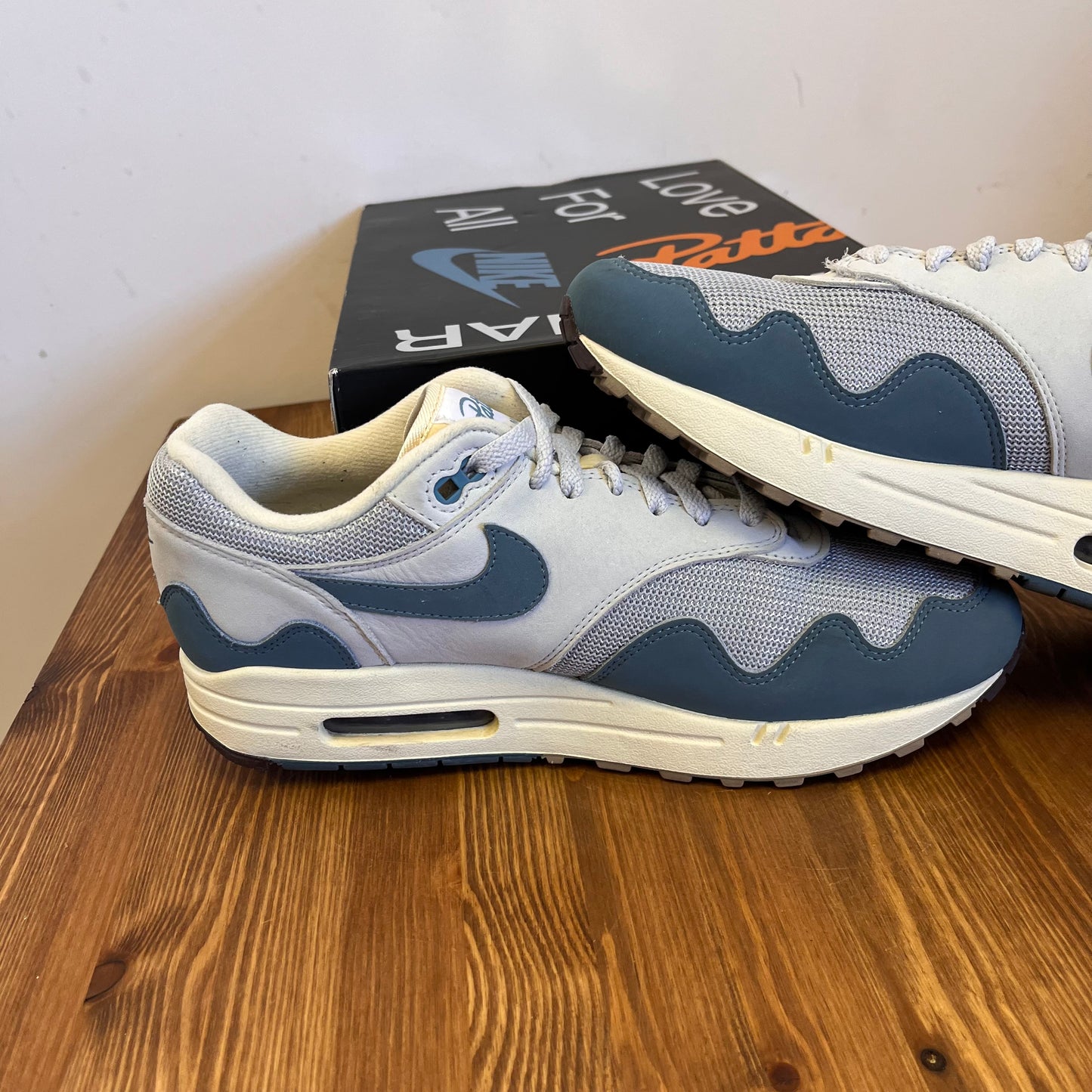 NIKE AIR MAX 1 PATTA AQUA UK8.5 (USED)