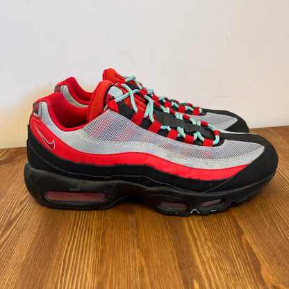 NIKE AIR MAX 95 LIVERPOOL FC UK10 (USED)