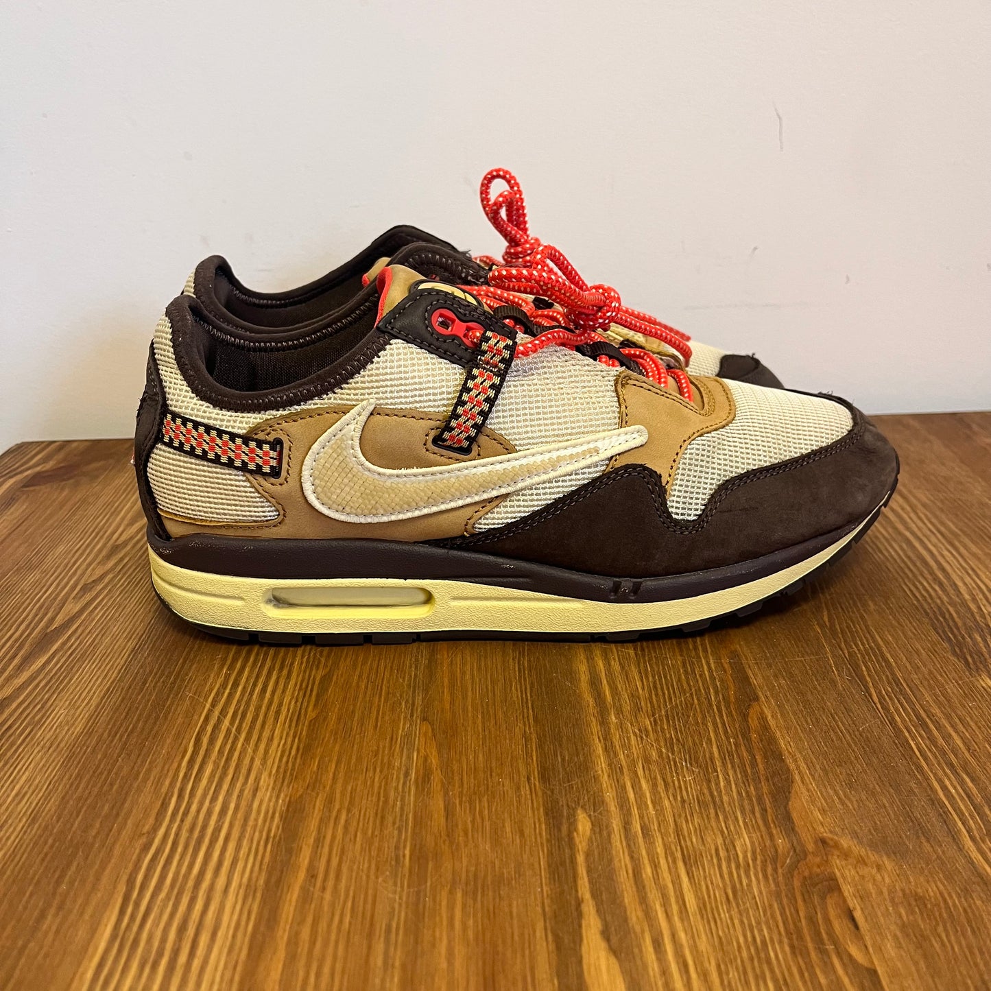 NIKE AIR MAX 1 TRAVIS SCOTT BROWN UK8.5 (USED)