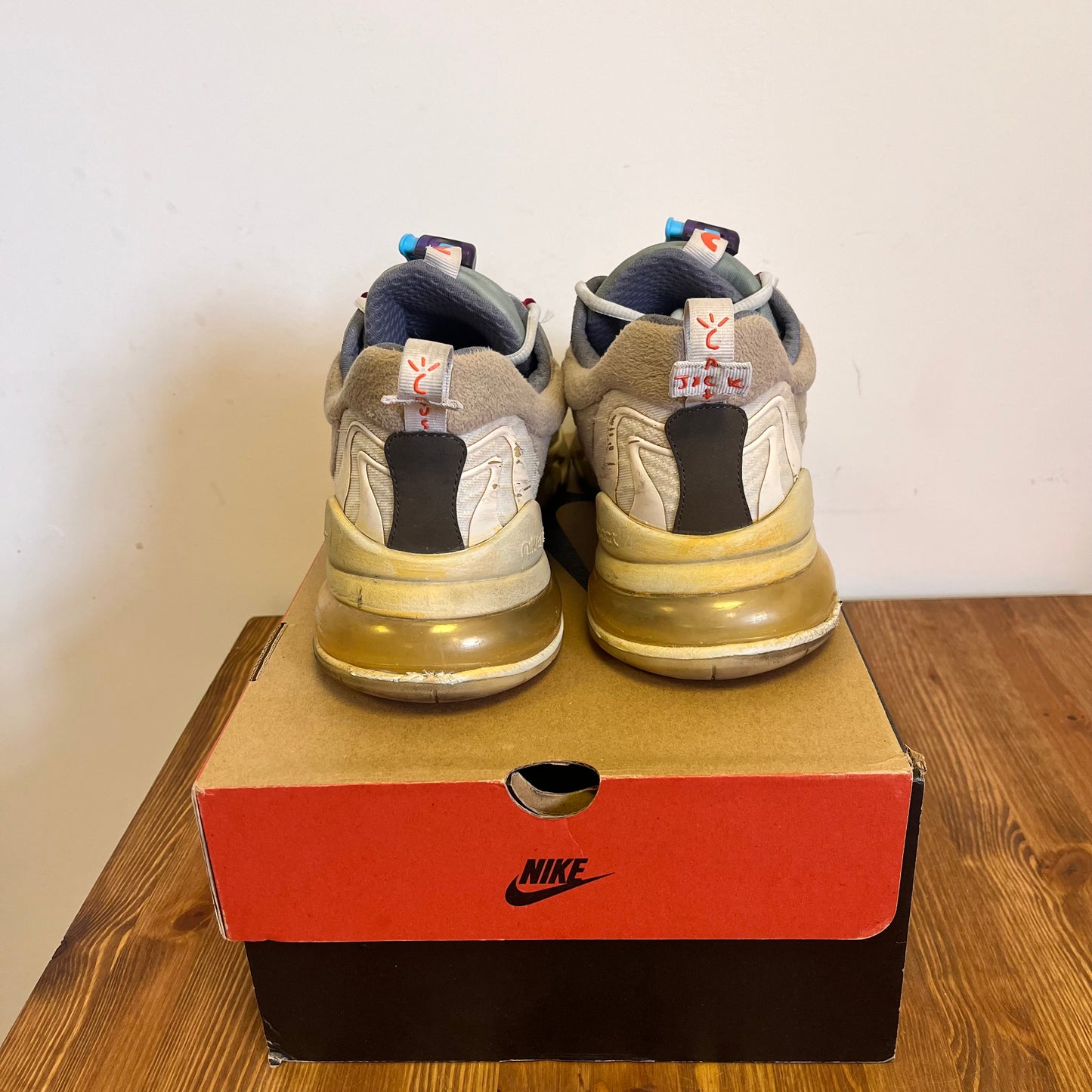 NIKE AIR MAX 270 TRAVIS SCOTT UK13 (USED)