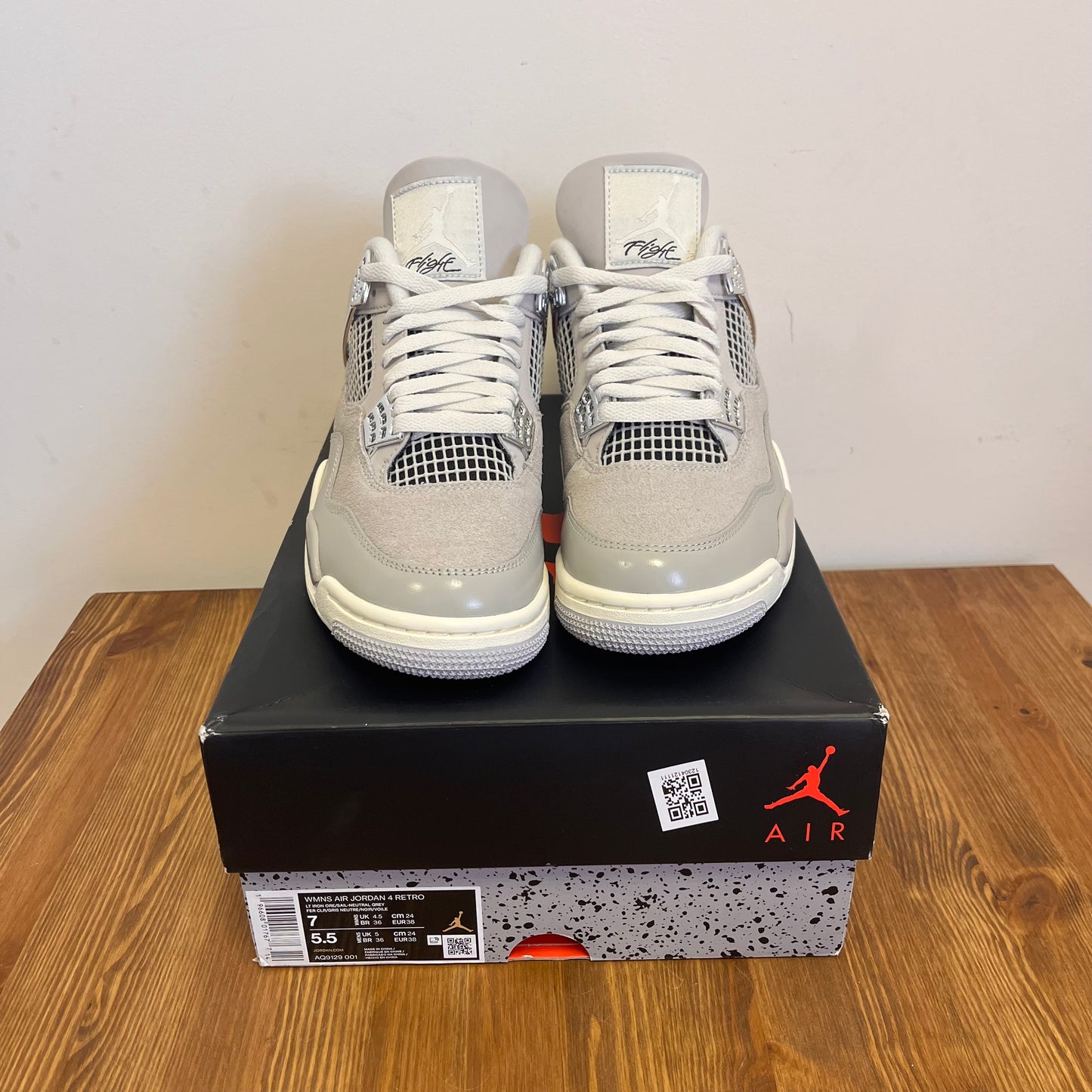 AIR JORDAN 4 FROZEN MOMENTS (W) UK4.5 (NEW)