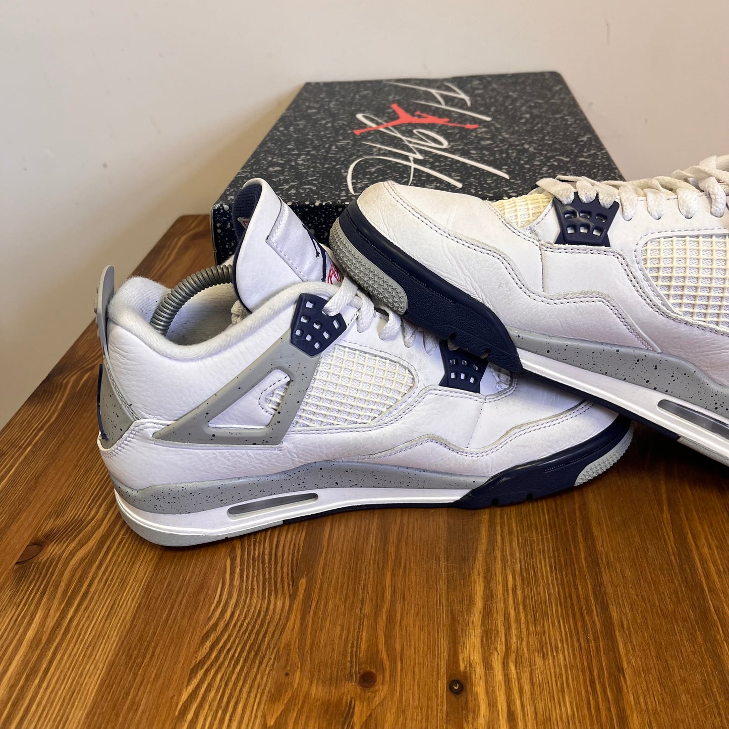 AIR JORDAN 4 MIDNIGHT NAVY UK7 (USED)