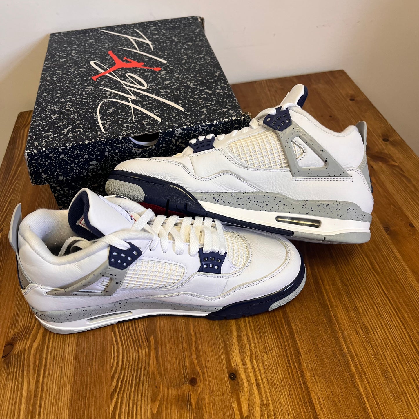 AIR JORDAN 4 MIDNIGHT NAVY UK7.5 (USED)