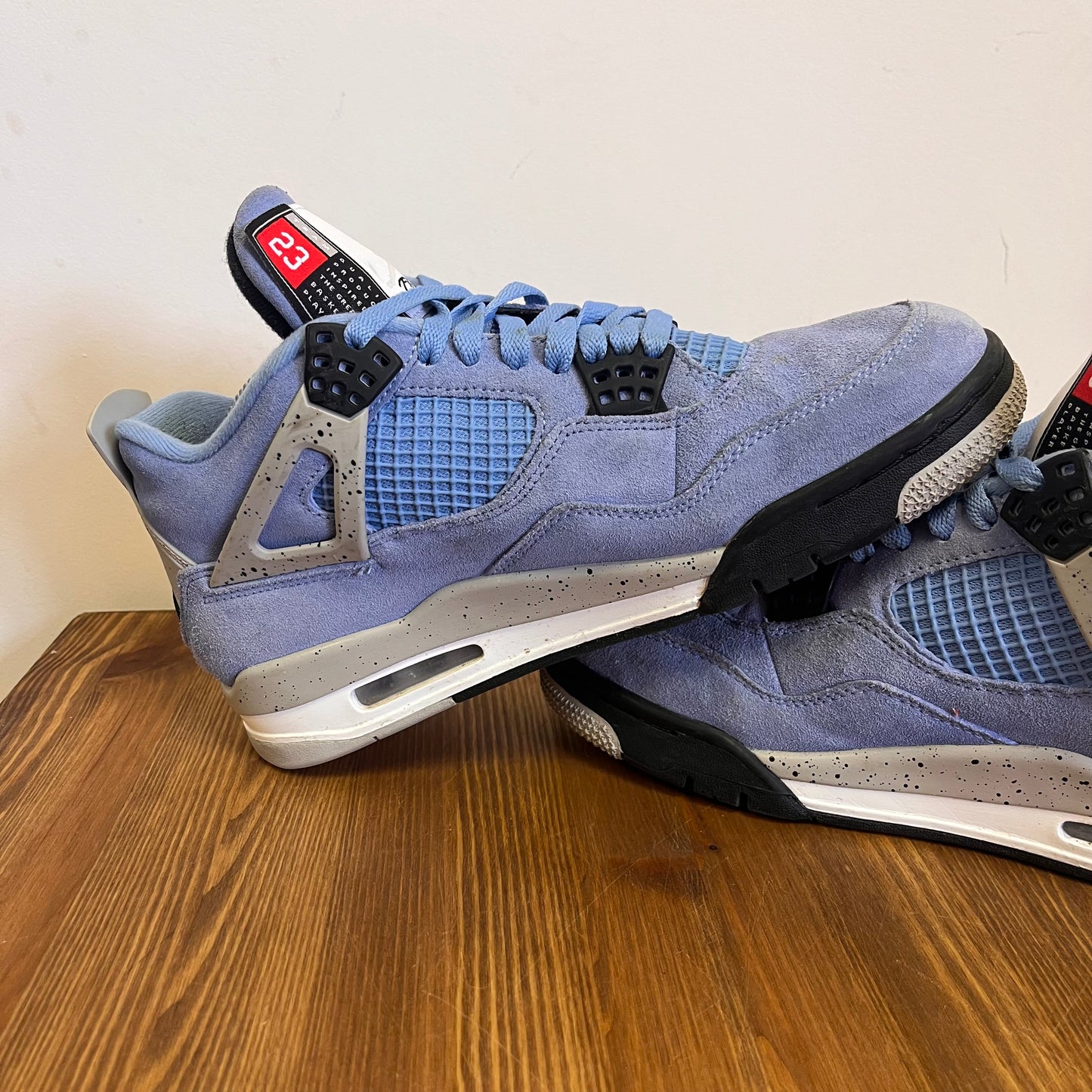 AIR JORDAN 4 UNIVERSITY BLUE UK7 (USED)