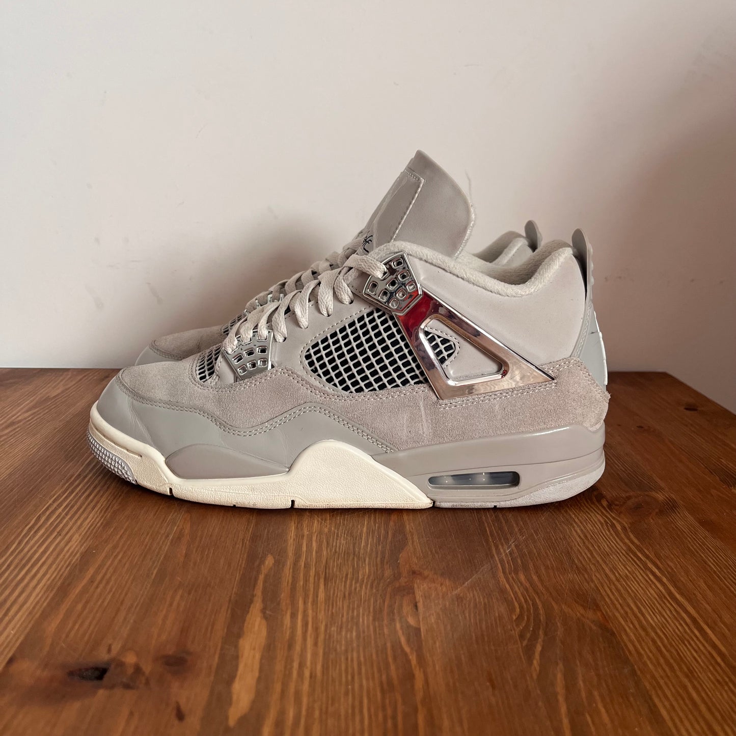 AIR JORDAN 4 FROZEN MOMENTS (W) UK7.5 (USED)