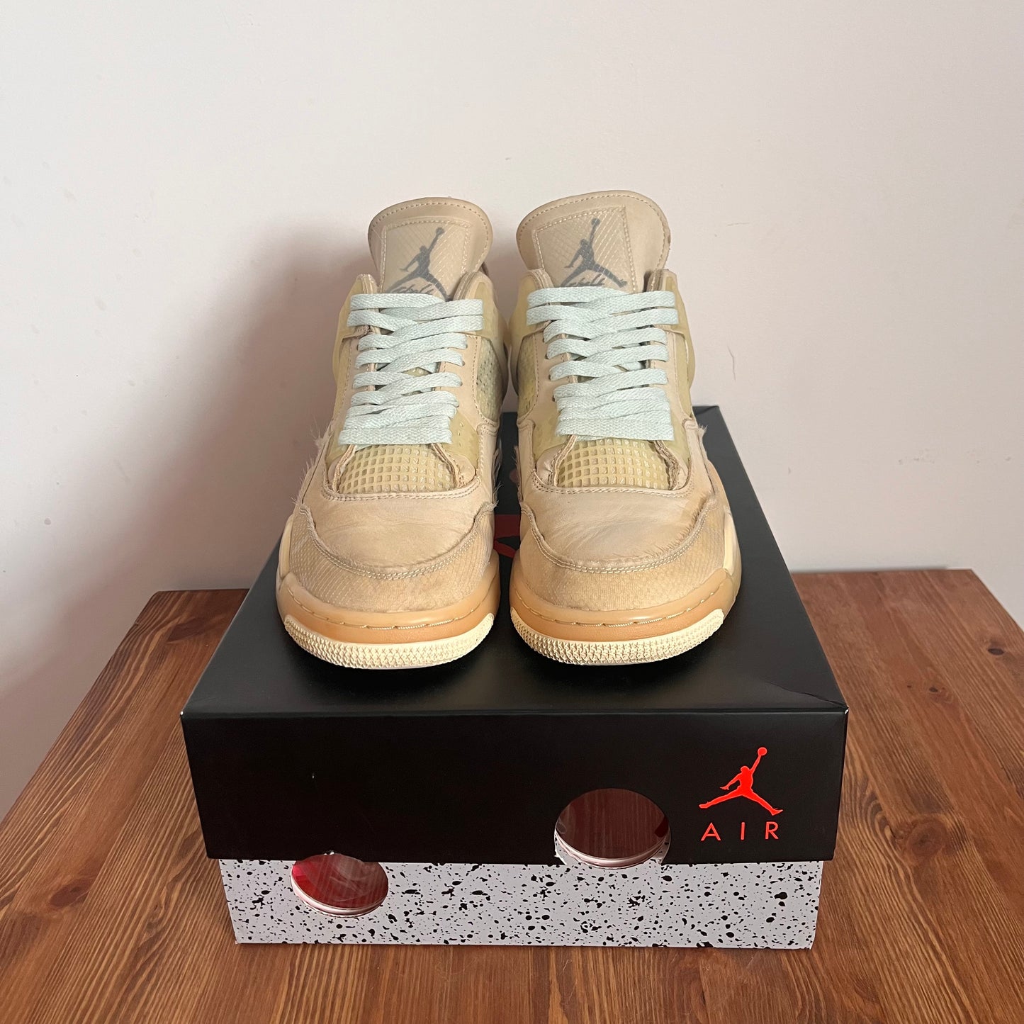 OFF-WHITE X AIR JORDAN 4 SAIL (W) UK9.5 (USED)