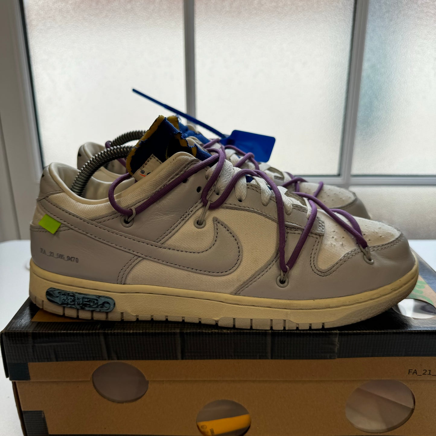 OFF WHITE X NIKE DUNK LOW LOT 48 UK8 (USED)