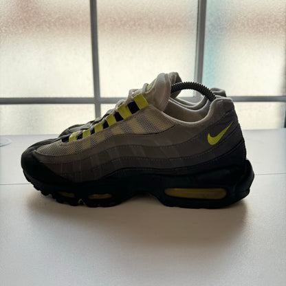 NIKE AIR MAX 95 OG NEON 2020 UK7.5 (USED)