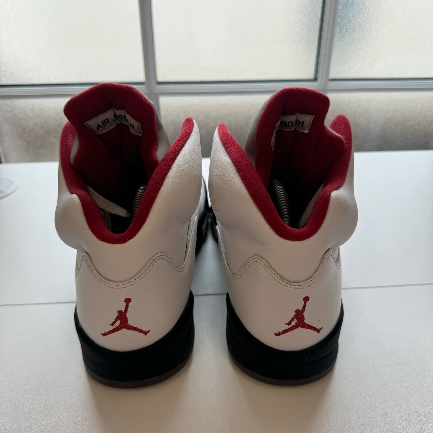 AIR JORDAN 5 FIRE RED 2013 UK9 (USED)