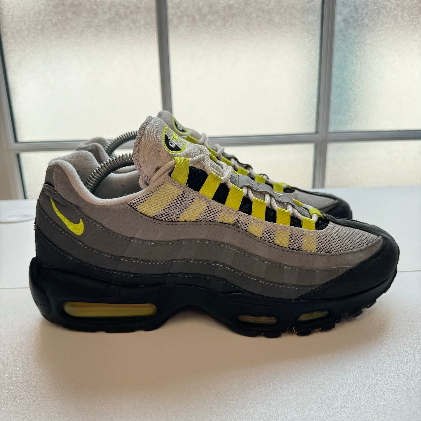 NIKE AIR MAX 95 NEON 2020 UK8 (USED)