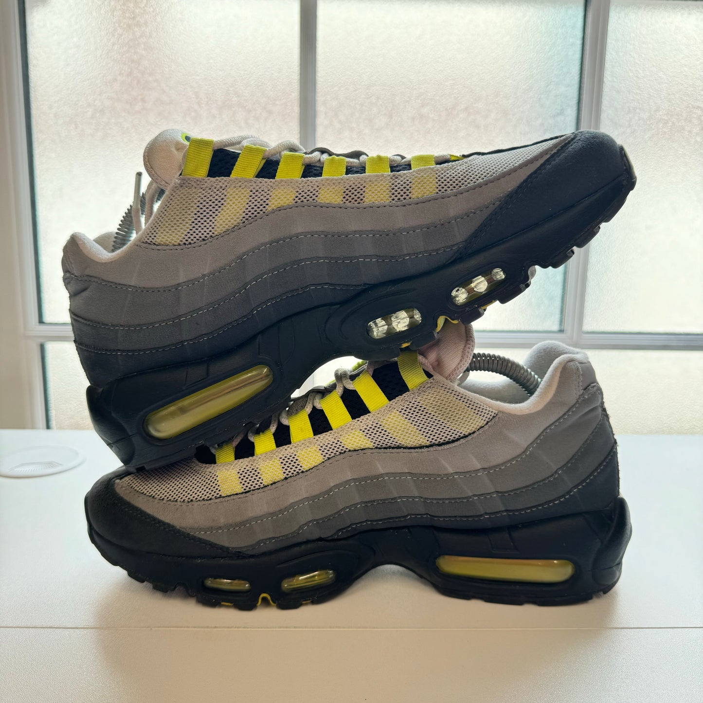 NIKE AIR MAX 95 NEON 2020 UK8 (USED)