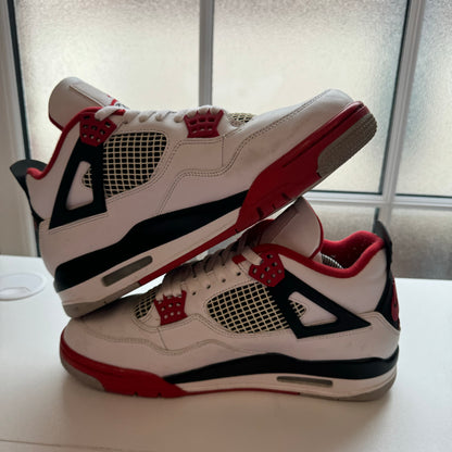 AIR JORDAN 4 FIRE RED 2020 UK8.5 (USED)