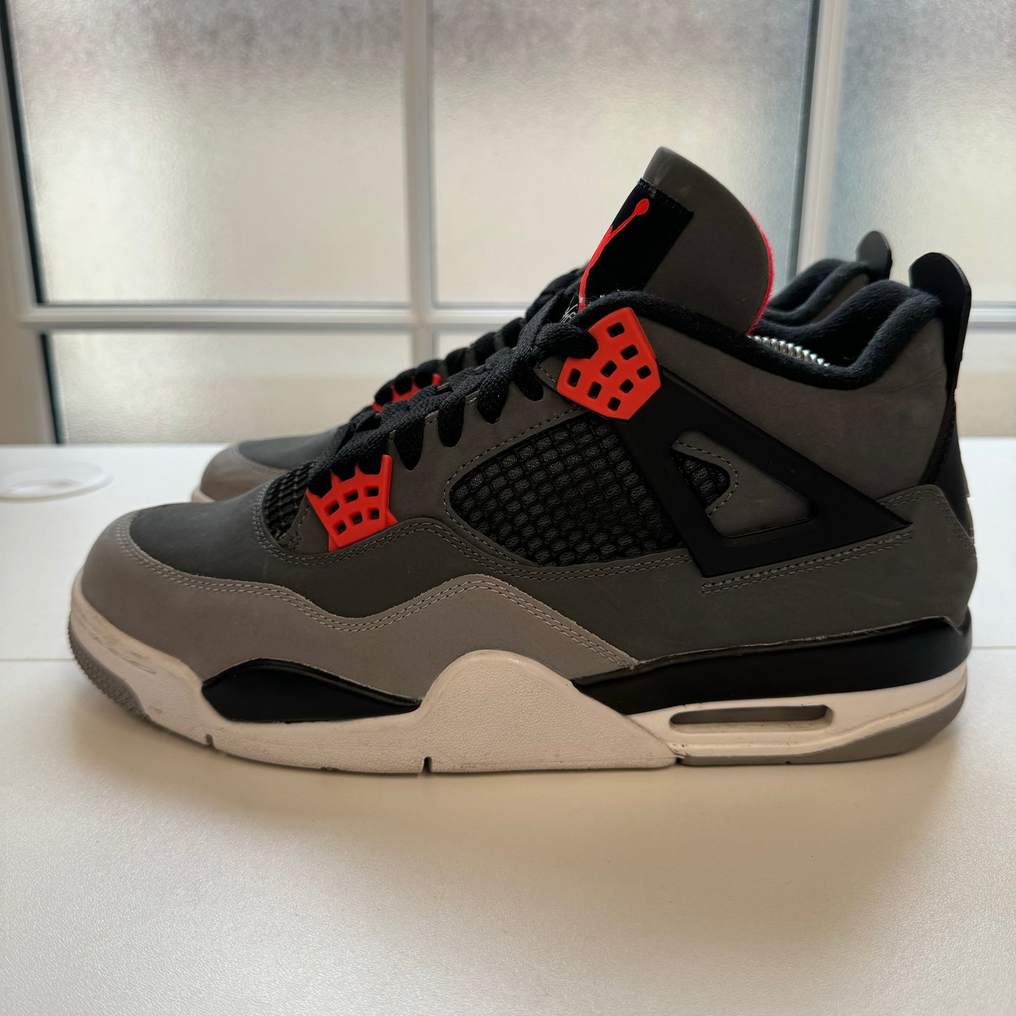 AIR JORDAN 4 INFRARED UK8 (USED)