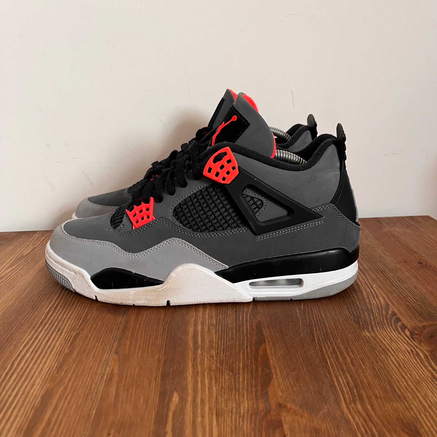 AIR JORDAN 4 INFRARED UK8.5 (USED)