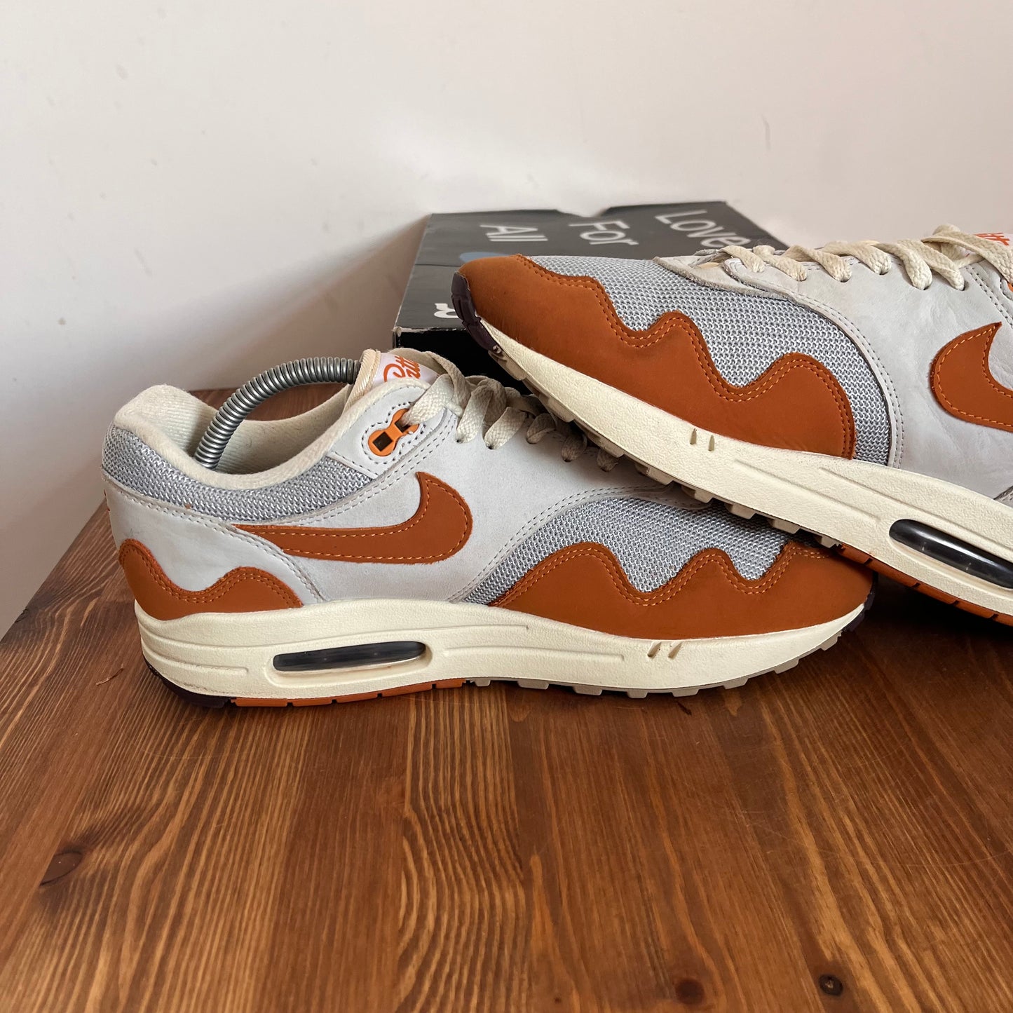 NIKE AIR MAX 1 PATTA MONARCH UK8 (USED)