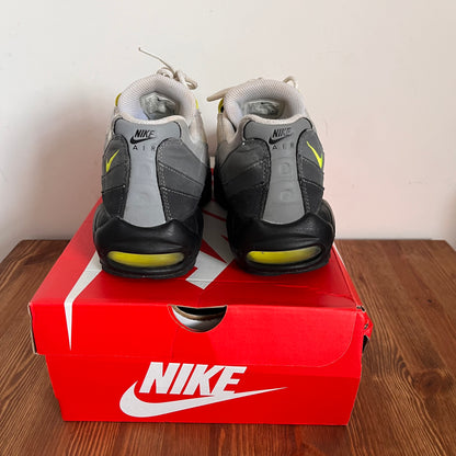 NIKE AIR MAX 95 NEON 2020 UK8 (USED)