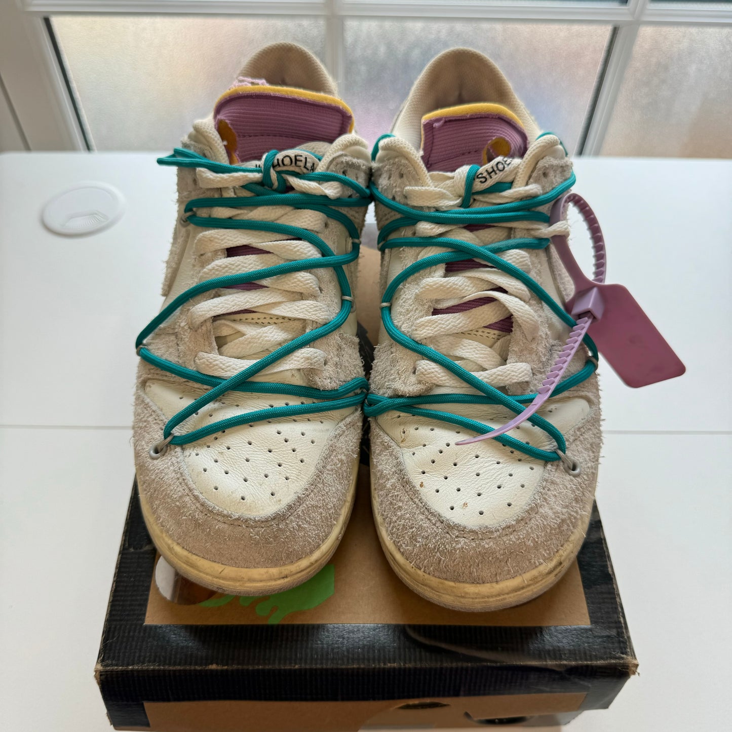 OFF WHITE X NIKE DUNK LOW LOT 36 UK7 (USED)