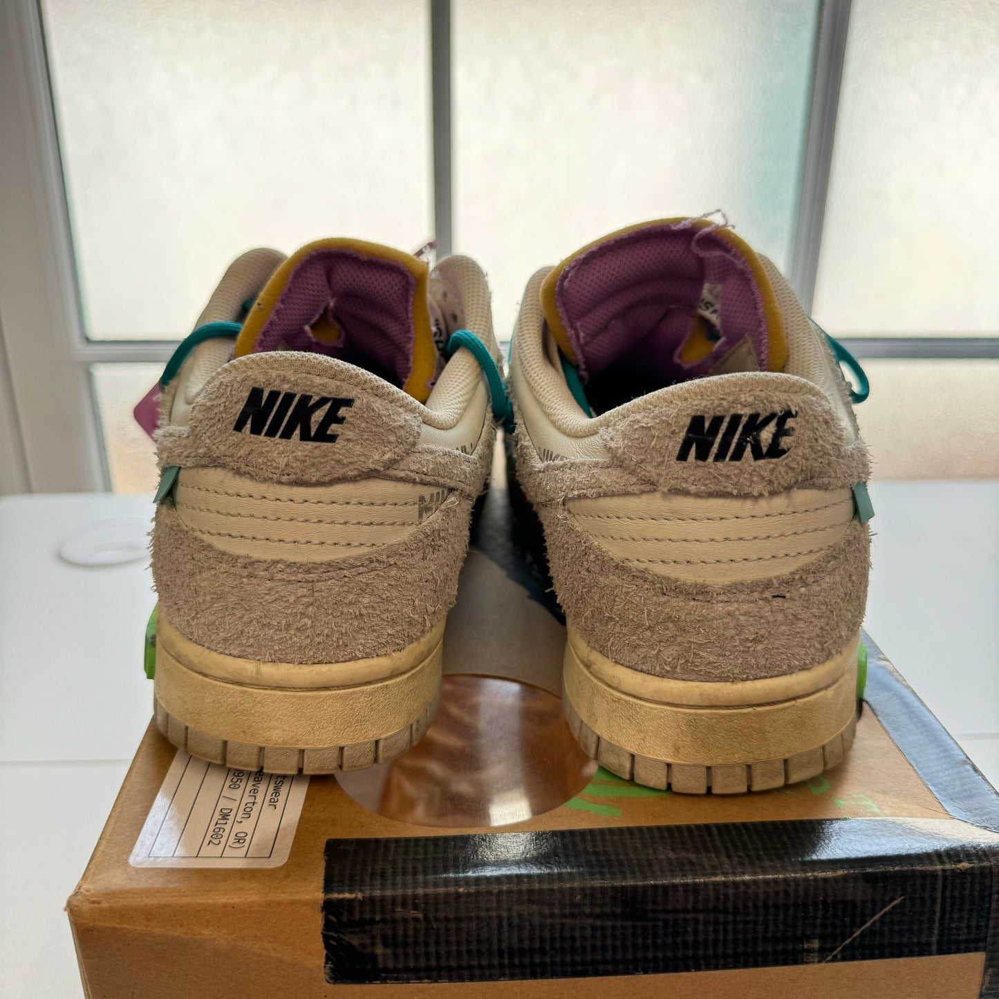 OFF WHITE X NIKE DUNK LOW LOT 36 UK7 (USED)