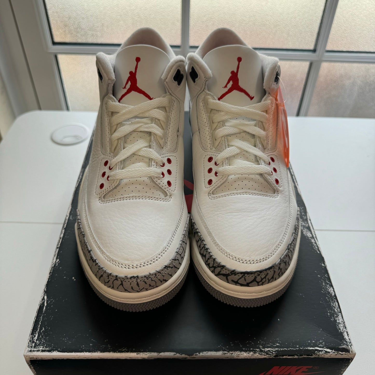 AIR JORDAN 3 REIMAGINED UK8 (NEW)