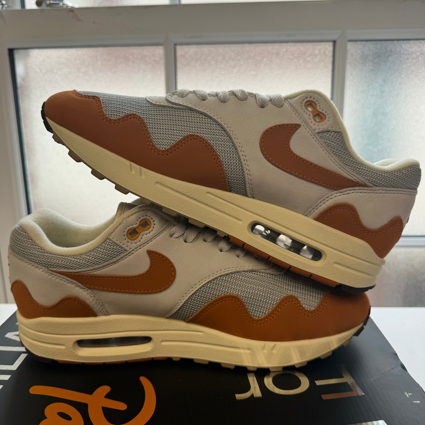 NIKE AIR MAX 1 PATTA MONARCH UK8.5 (USED)