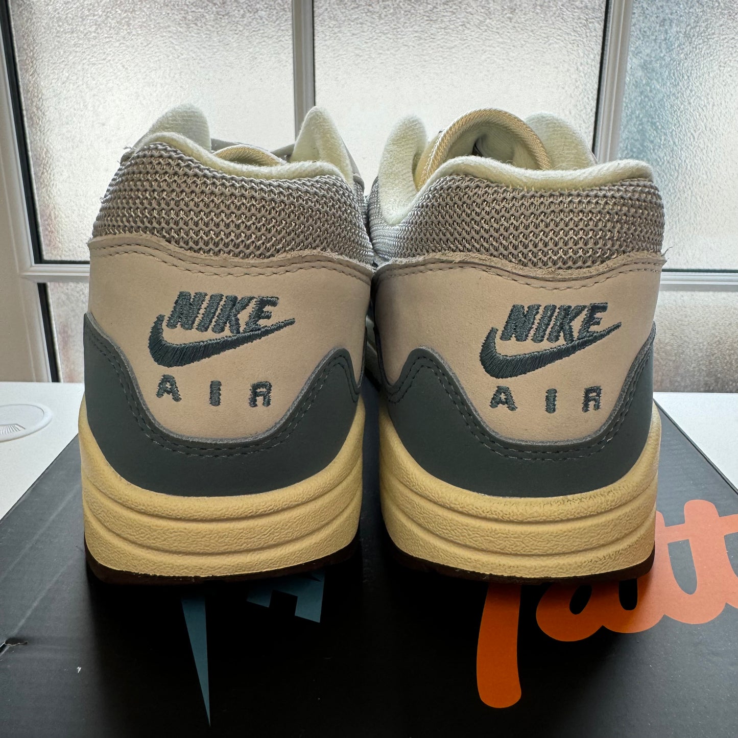 NIKE AIR MAX 1 PATTA AQUA UK8.5 (USED)