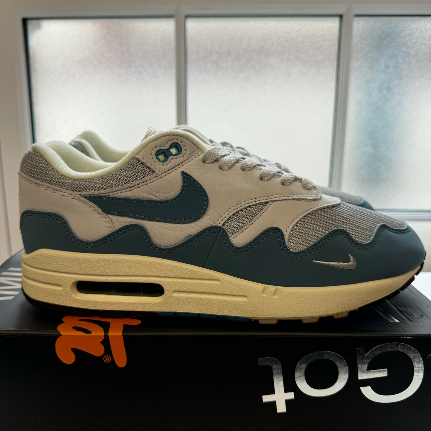 NIKE AIR MAX 1 PATTA AQUA UK8.5 (USED)