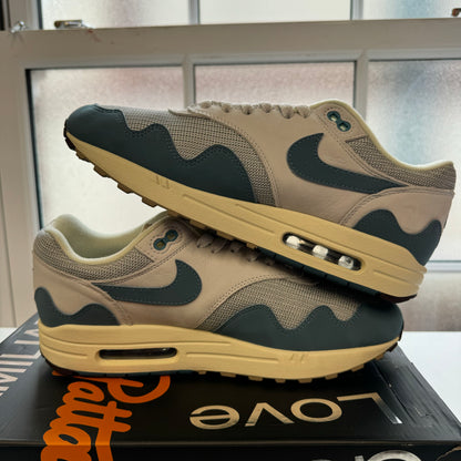 NIKE AIR MAX 1 PATTA AQUA UK8.5 (USED)