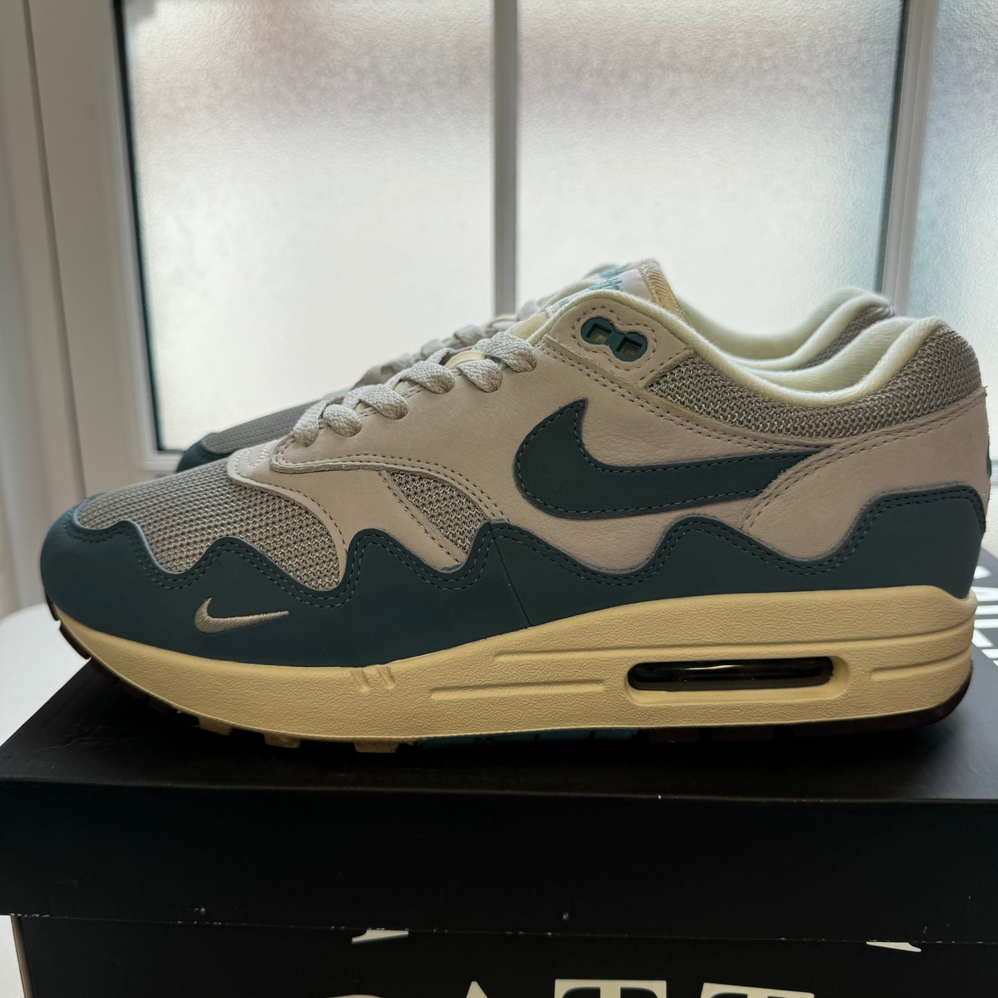 NIKE AIR MAX 1 PATTA AQUA UK8.5 (USED)